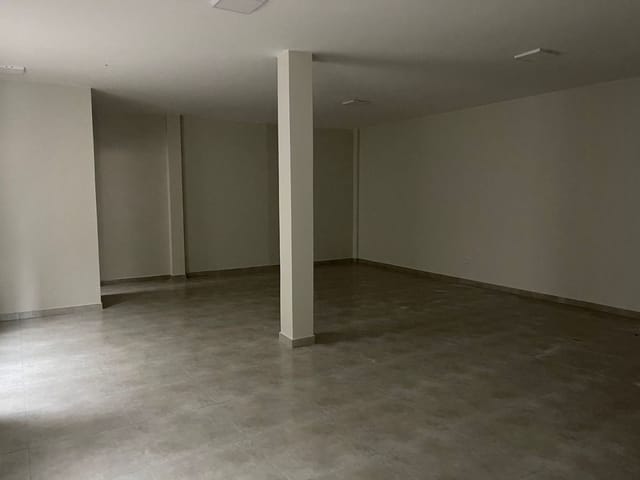 Sala para alugar, no bairro Parque Residencial Manela em Cambé