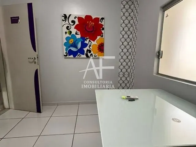 Sala com 11m², para alugar, no bairro Vila Jaboticabeira em Taubaté