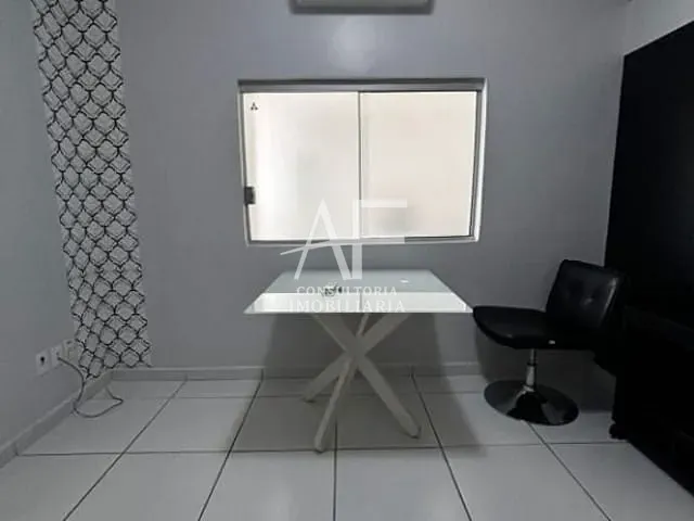 Sala com 11m², para alugar, no bairro Vila Jaboticabeira em Taubaté