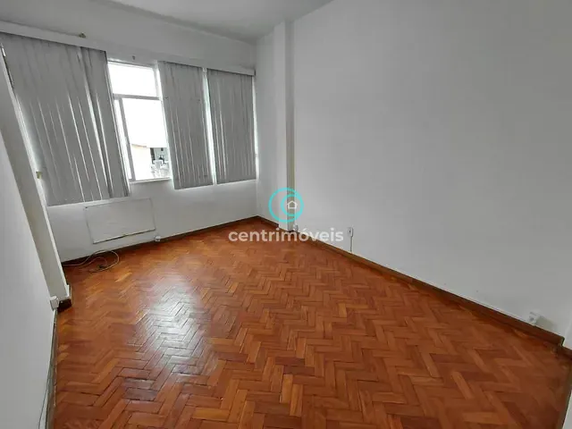 Sala com 23m², para alugar, no bairro Méier em Rio de Janeiro