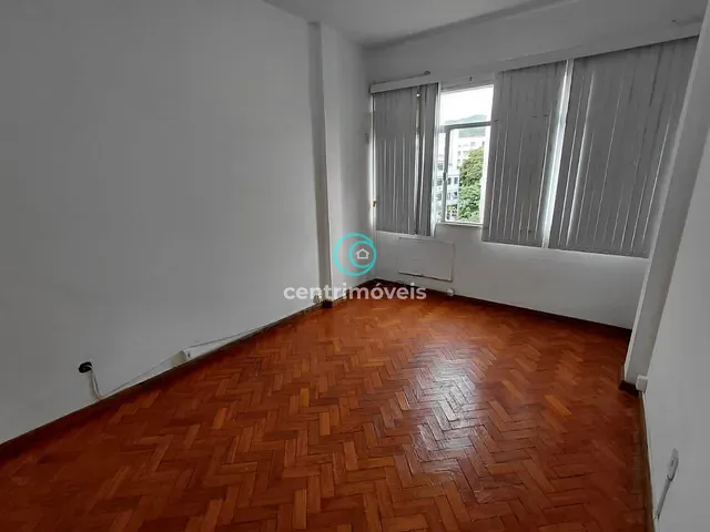 Sala com 23m², para alugar, no bairro Méier em Rio de Janeiro