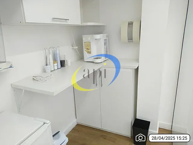 Sala para alugar, no bairro Barra da Tijuca em Rio de Janeiro