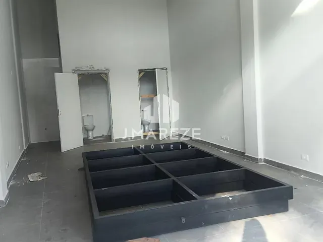 Sala para alugar, no bairro Centro em Apucarana