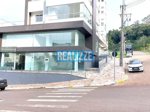 Sala para alugar, no bairro Centro em Marau