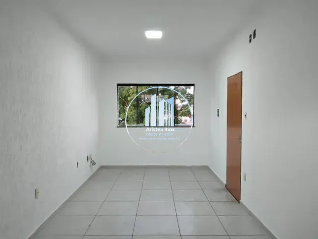 Sala com 36m², para alugar, no bairro Centro em Pouso Alegre