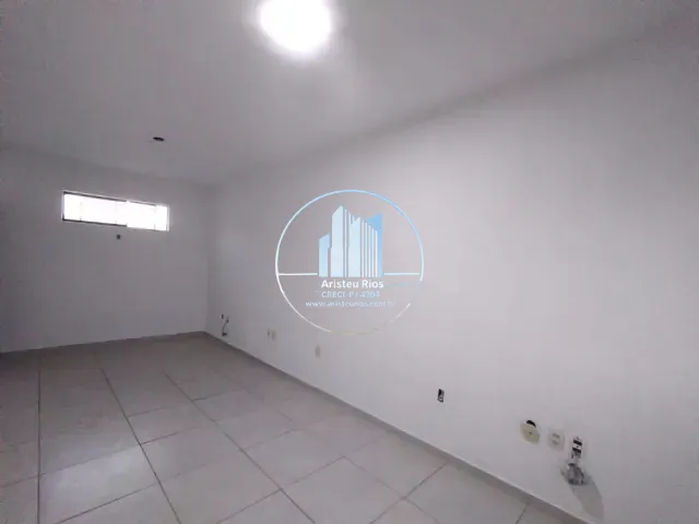 Sala com 36m², para alugar, no bairro Centro em Pouso Alegre