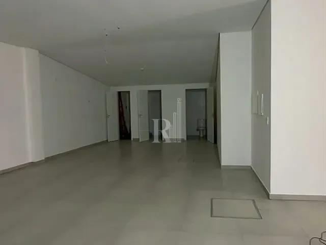 Sala para alugar, no bairro Casa Branca em Itapema