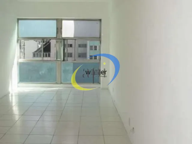 Sala à venda ou para alugar, no bairro Centro em Rio de Janeiro