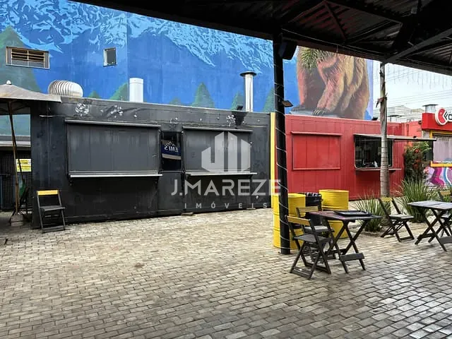 Sala com 4093m², para alugar, no bairro Centro em Apucarana