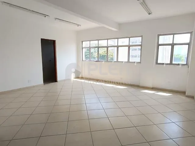 Conjunto comercial com 40m², para alugar, no bairro Santana em São Paulo