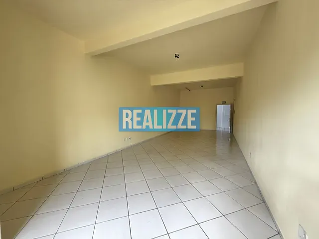 Sala para alugar, no bairro Centro em Marau