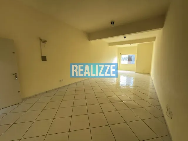 Sala para alugar, no bairro Centro em Marau