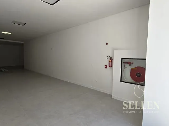 Sala para alugar, no bairro Centro em Balneário Camboriú