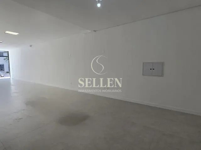 Sala para alugar, no bairro Centro em Balneário Camboriú
