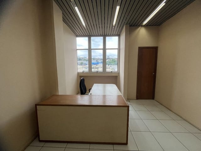 Sala com 18m², para alugar, no bairro Vila Poupança em Santana de Parnaíba