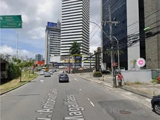 Sala à venda, no bairro Brotas em Salvador