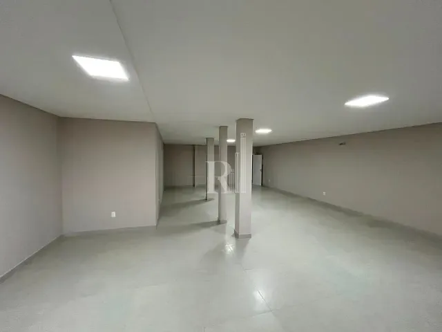 Sala para alugar, no bairro Universitário em Tijucas