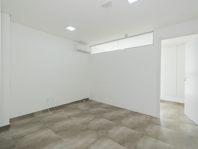 Sala para alugar, no bairro Três Vendas em Pelotas