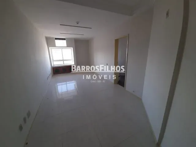 Sala com 35m², à venda, no bairro São José em Aracaju