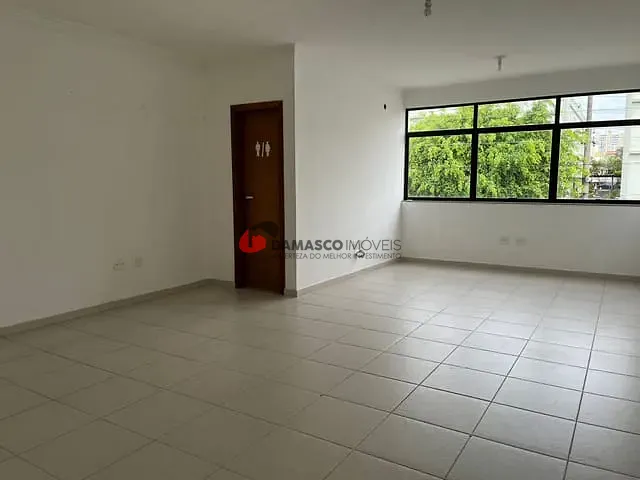 Sala com 34m², para alugar, no bairro Campestre em Santo André