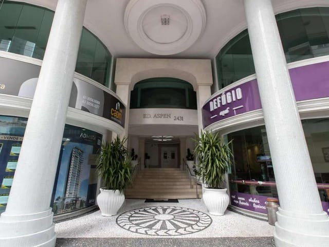 Sala com 522m², à venda, no bairro Centro em Balneário Camboriú