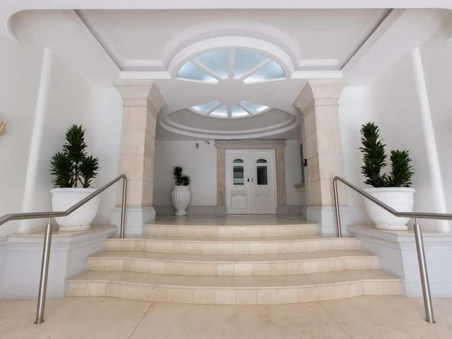 Sala com 522m², à venda, no bairro Centro em Balneário Camboriú