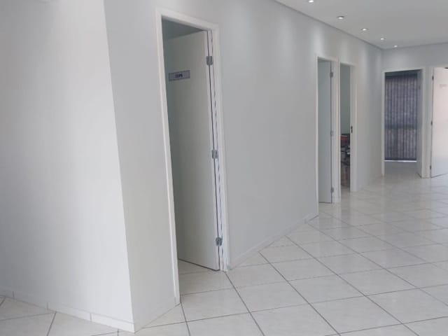 Sala com 85m², para alugar, no bairro Ipês (Polvilho) em Cajamar