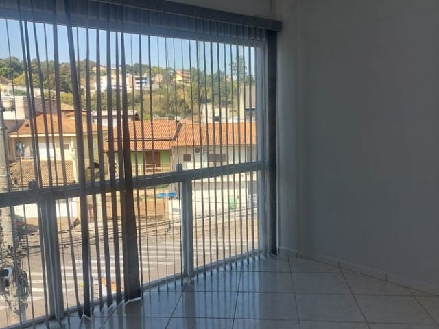 Sala com 85m², para alugar, no bairro Ipês (Polvilho) em Cajamar