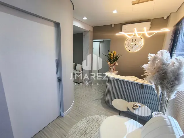 Sala com 30m², para alugar, no bairro Centro em Apucarana