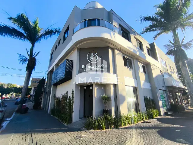 Sala com 30m², para alugar, no bairro Centro em Apucarana