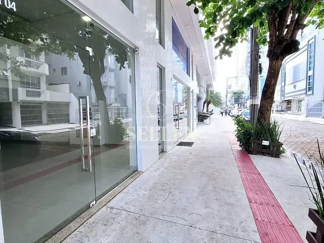 Sala para alugar, no bairro Centro em Balneário Camboriú