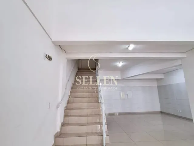 Sala para alugar, no bairro Centro em Balneário Camboriú