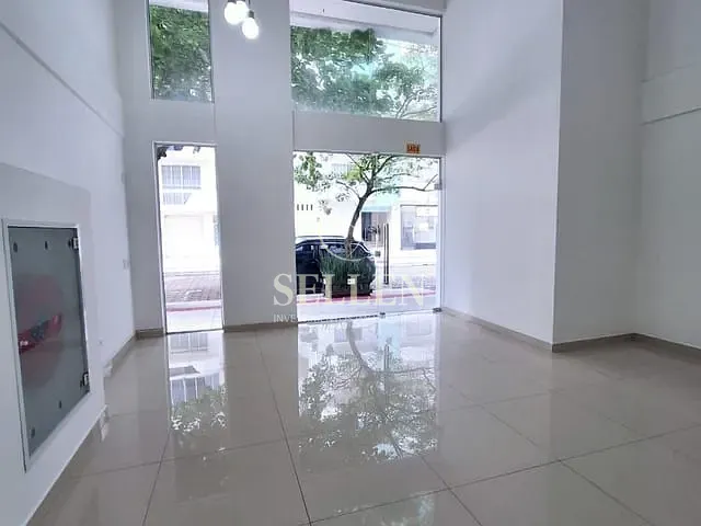 Sala para alugar, no bairro Centro em Balneário Camboriú