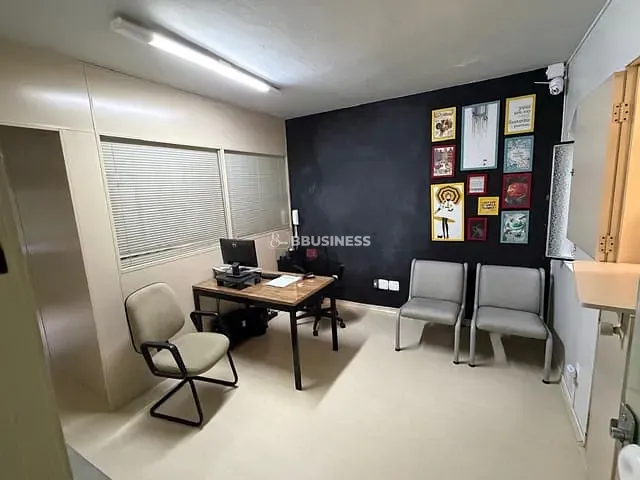 Sala com 68m², à venda, no bairro Nossa Senhora de Lourdes em Caxias do Sul