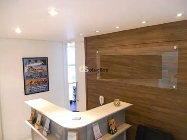 Sala à venda, no bairro Cerqueira César em São Paulo