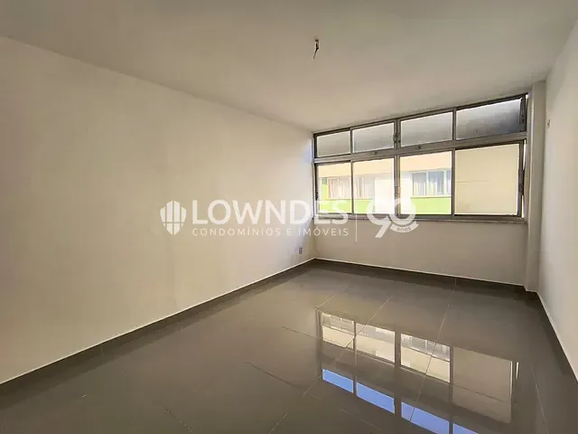 Sala à venda, no bairro Ipanema em Rio de Janeiro