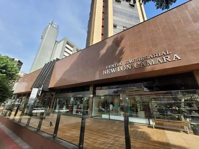 Sala com 145m², à venda, no bairro Centro em Londrina