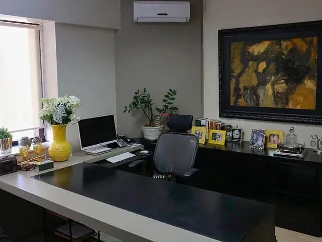 Sala com 145m², à venda, no bairro Centro em Londrina
