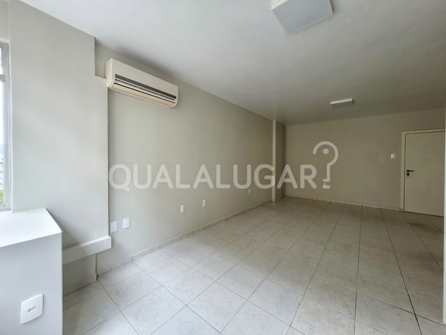 Sala para alugar, no bairro Centro em Tubarão