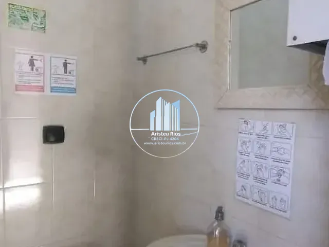 Sala com 20m², para alugar, no bairro Centro em Pouso Alegre