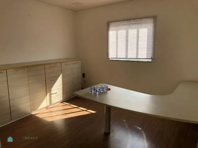 Sala com 30m², para alugar, no bairro Jardim São José em São Paulo