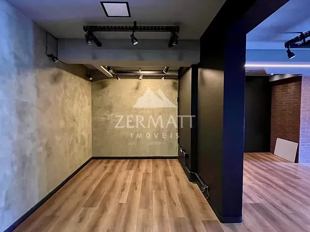 Sala para alugar, no bairro Centro em Blumenau