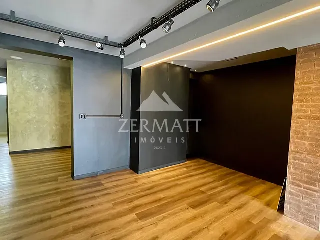 Sala para alugar, no bairro Centro em Blumenau