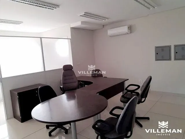 Sala com 68m², para alugar, no bairro Zona 07 em Maringá