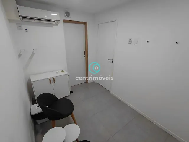 Sala com 31m², para alugar, no bairro Recreio dos Bandeirantes em Rio de Janeiro