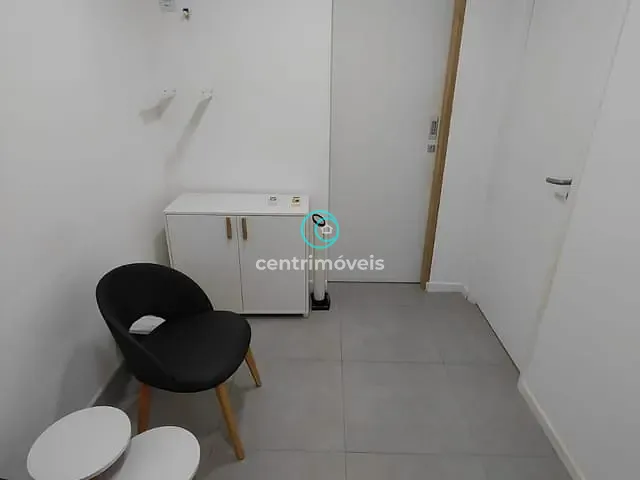 Sala com 31m², para alugar, no bairro Recreio dos Bandeirantes em Rio de Janeiro