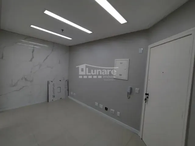 Sala com 30m², para alugar, no bairro Centro em Mogi das Cruzes