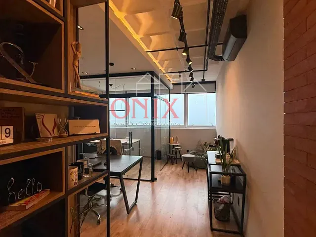 Sala com 36m², para alugar, no bairro Vila Mogilar em Mogi das Cruzes