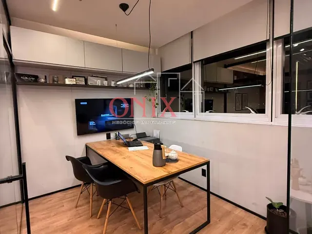 Sala com 36m², para alugar, no bairro Vila Mogilar em Mogi das Cruzes