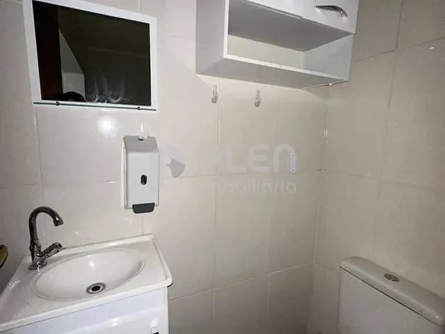 Sala com 32m², para alugar, no bairro Água Fria em São Paulo